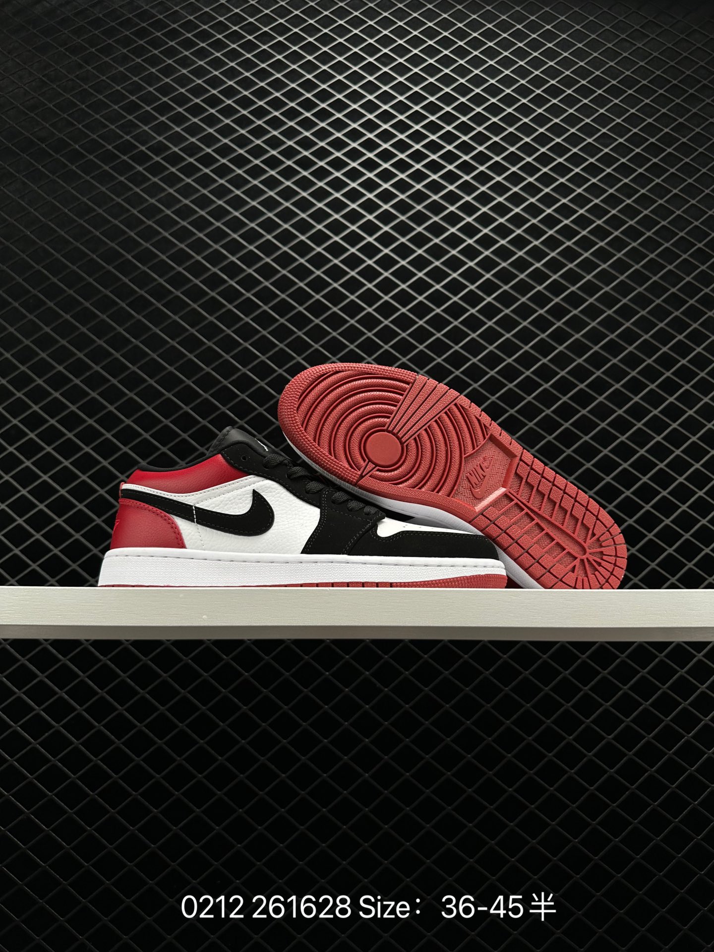 Air Jordan 1 Low “Black Toe”